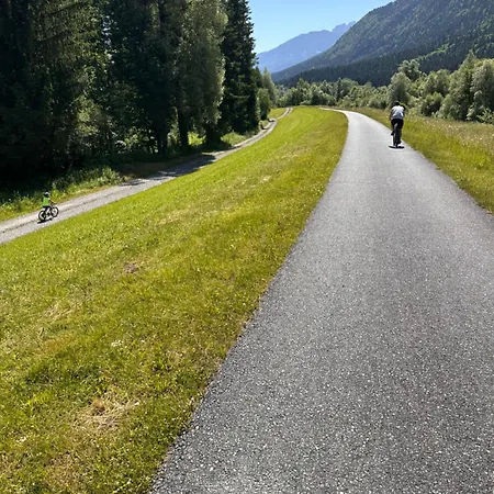 Melanie * Kirchbach (Carinthia)