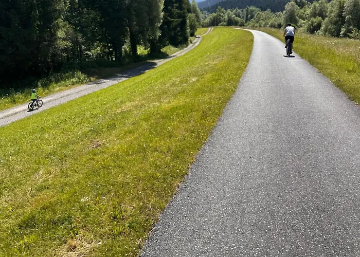 Melanie * Kirchbach (Carinthia)